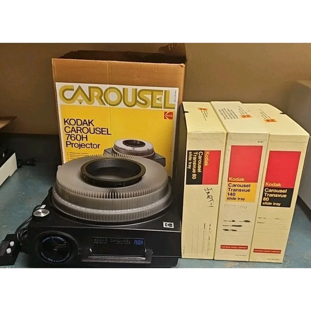 Kodak Carousel 760H Slide Projector 35mm Parts Repair 3 Trays Remote Box